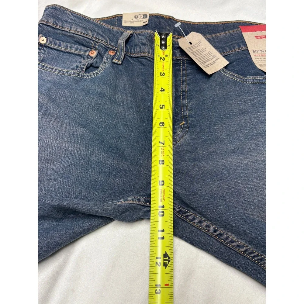 Levis levis 511